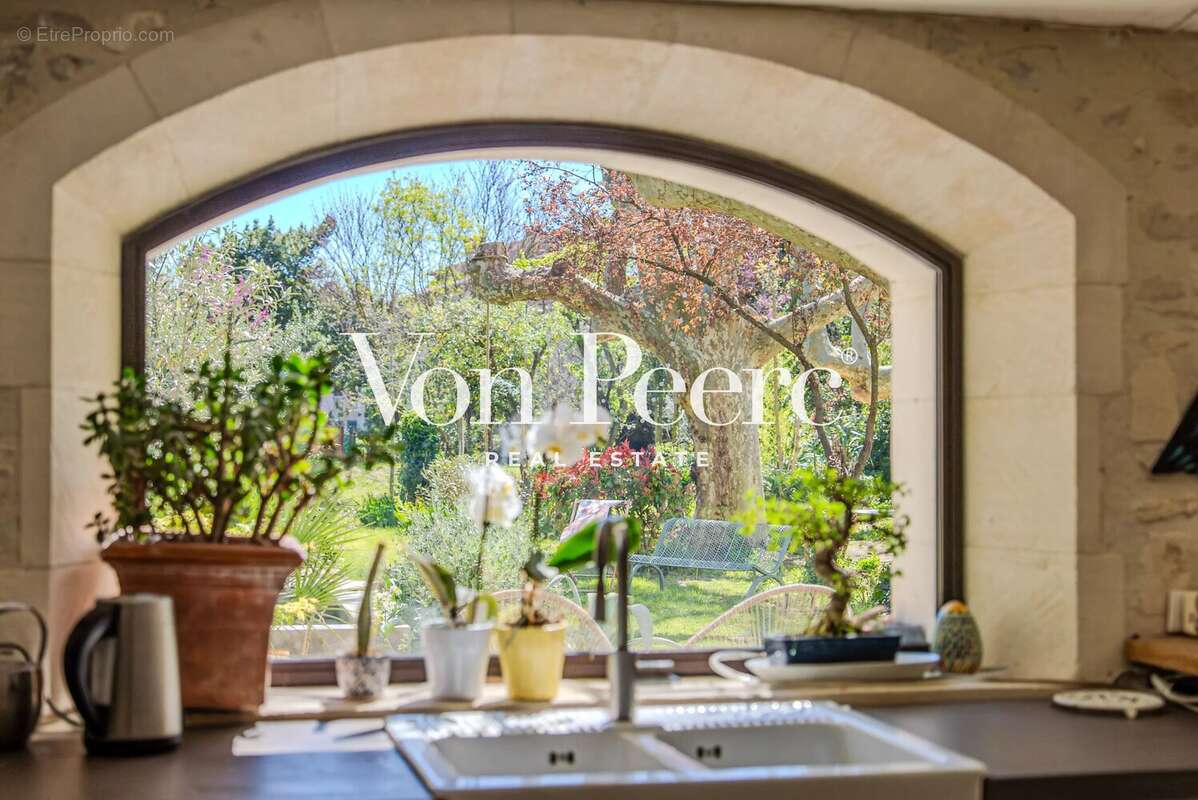 Maison à VILLENEUVE-LES-AVIGNON