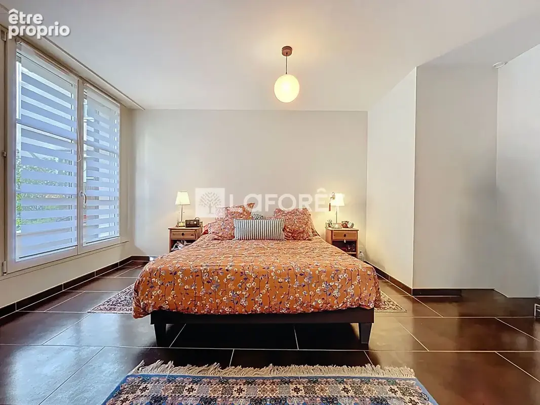 Appartement 136 m² à vendre Centre-ville de Chartres Accès indépendant et ascenseur privatif - photo 2