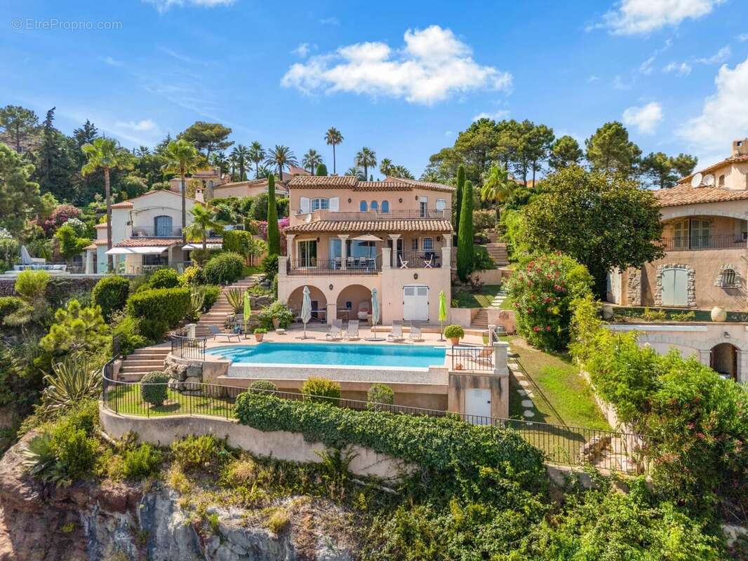 Maison à THEOULE-SUR-MER