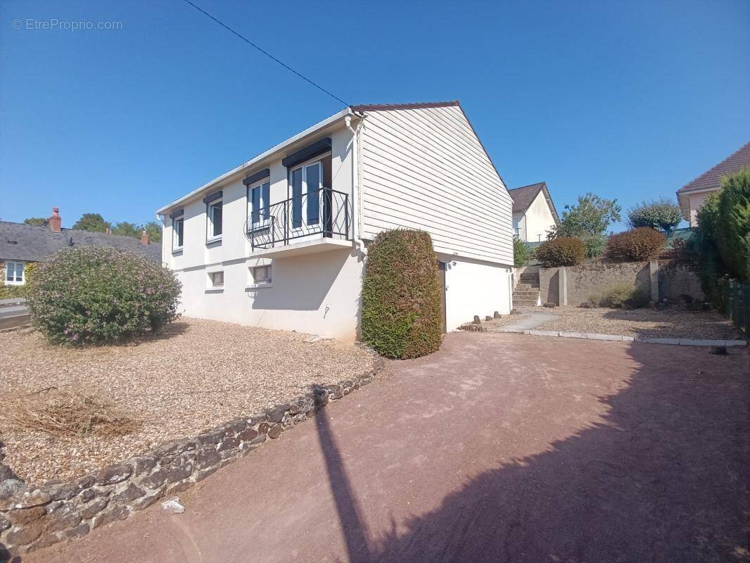 Maison à ECOMMOY