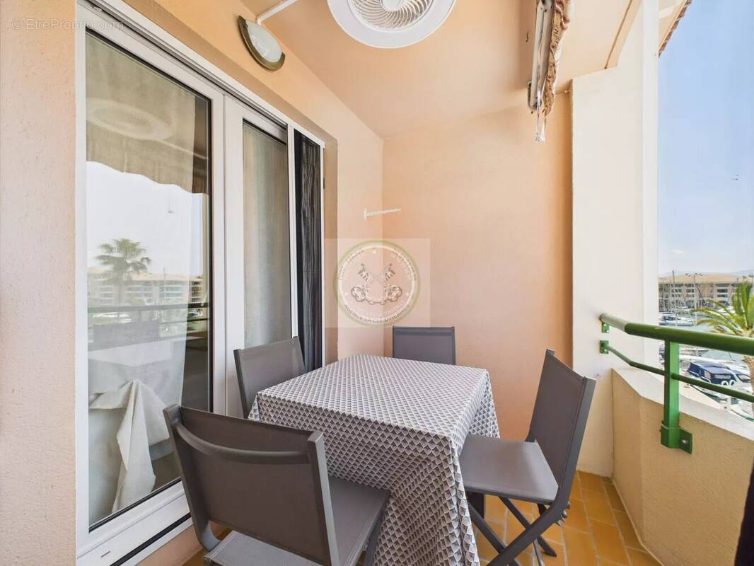 Appartement à FREJUS