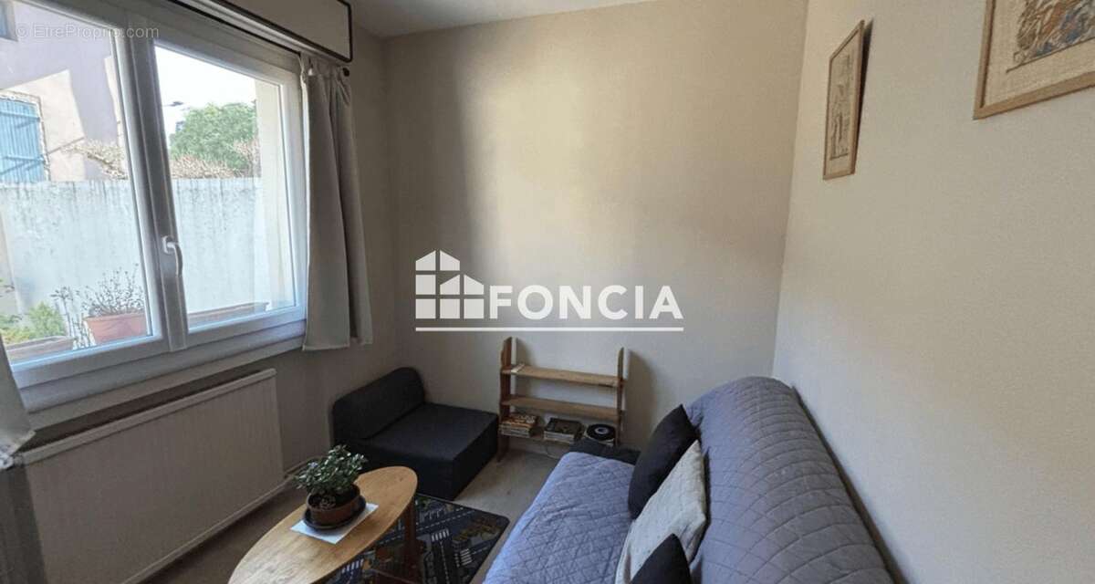 Appartement à LUNEL
