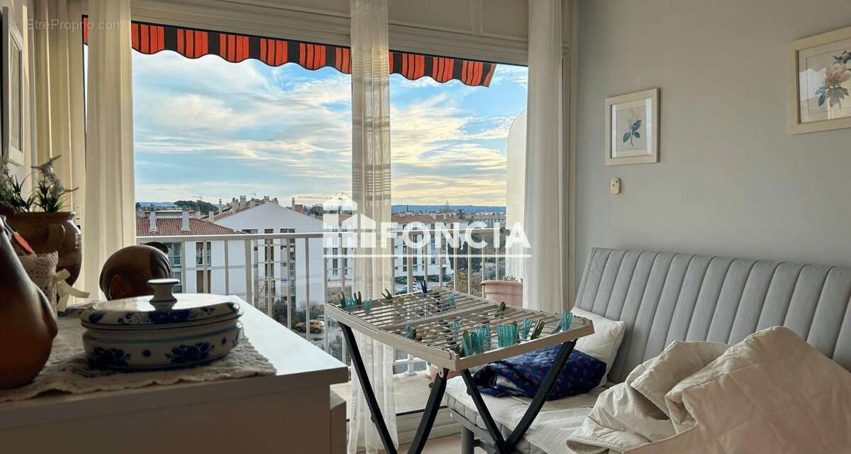 Appartement à SALON-DE-PROVENCE