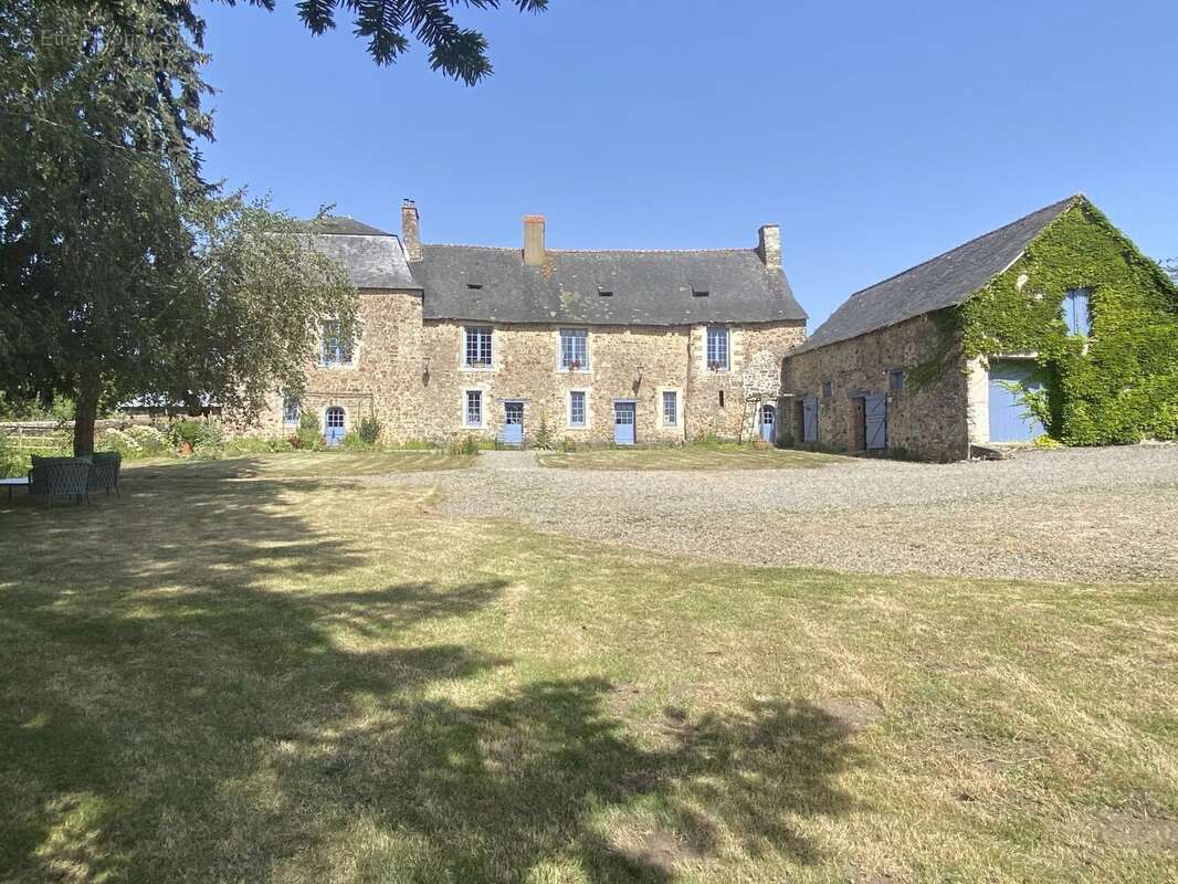 Maison à SAINTE-SUZANNE
