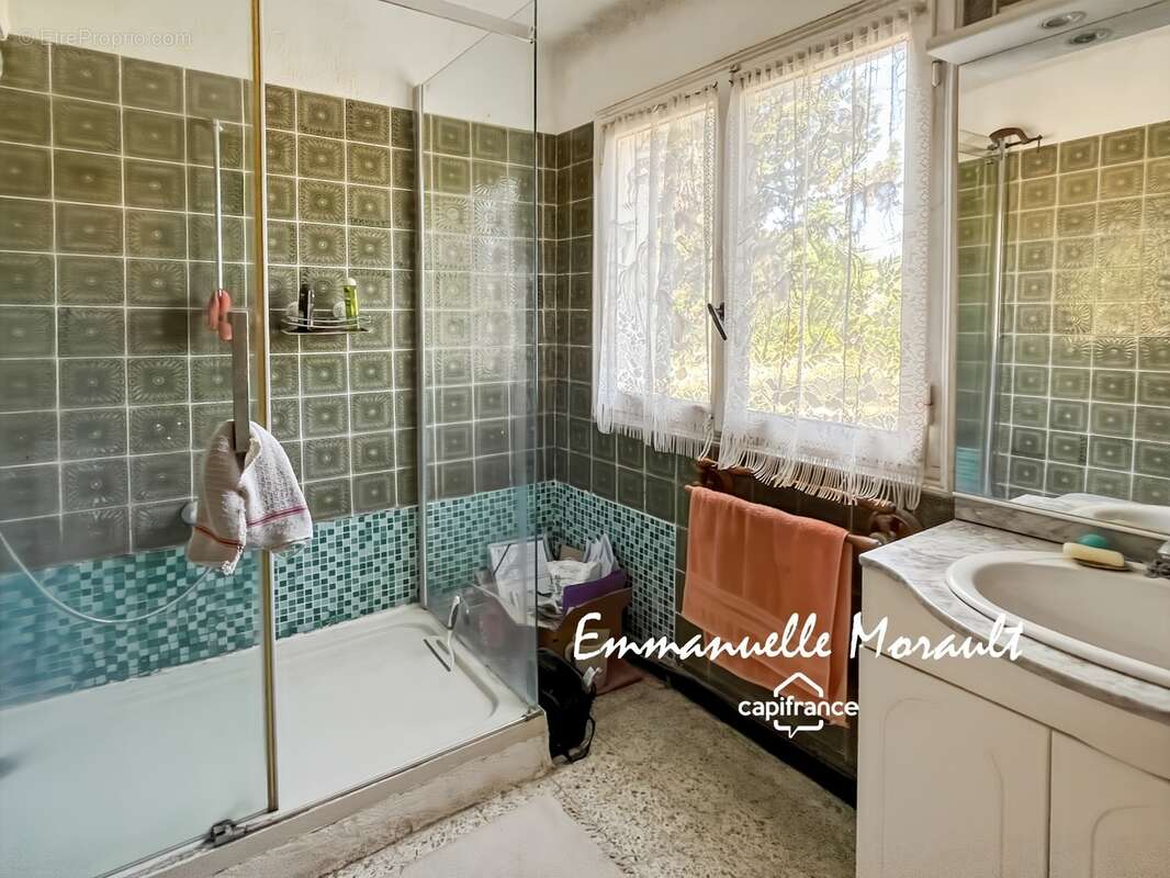 Maison de campagne à rénover 4 pièces BAGNOLS EN FORET (83) - photo 16