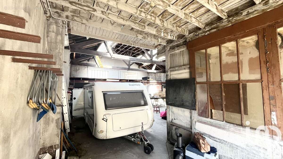 Photo 7 - Parking à SAINT-ETIENNE