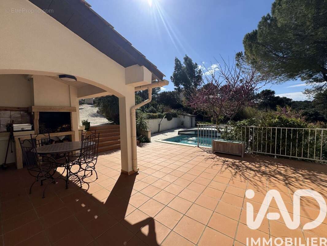 Photo 3 - Maison à CAVEIRAC