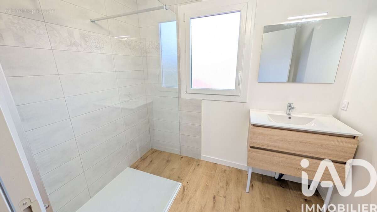 Photo 8 - Maison à MONTENDRE