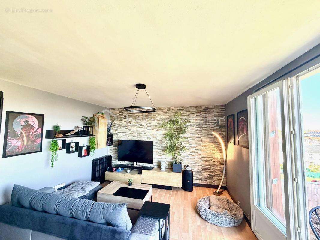 Appartement à NOZAY