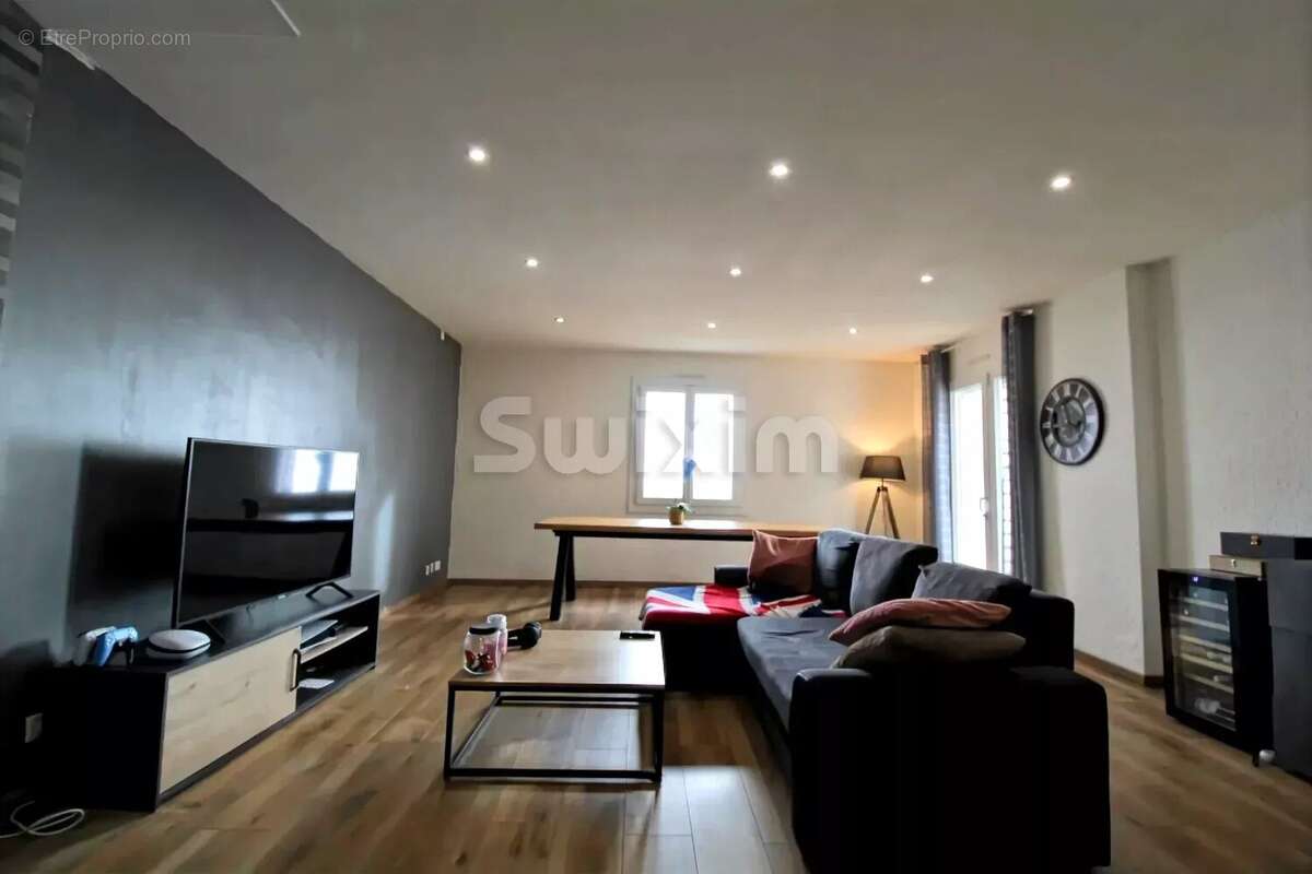 Maison à LA RIXOUSE