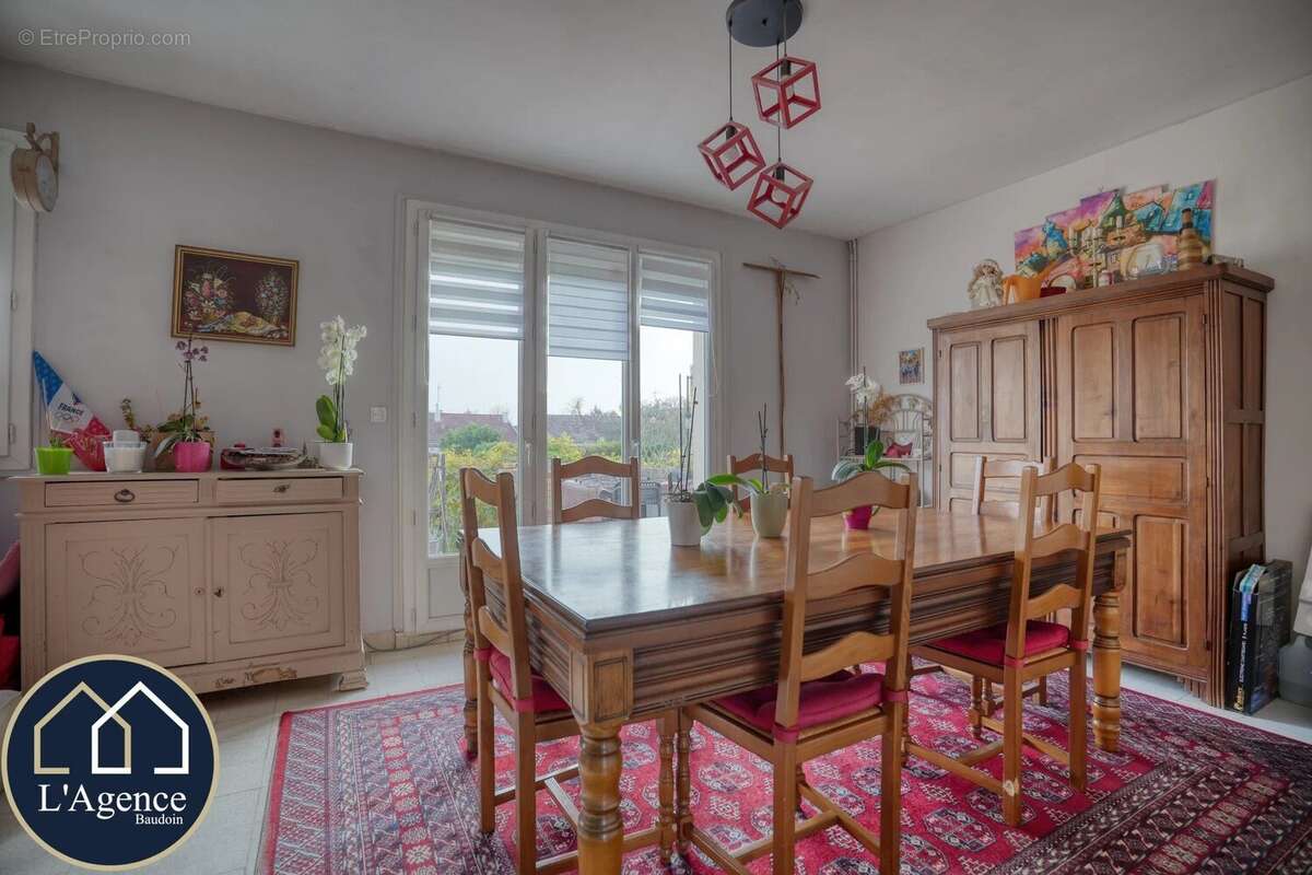 Maison à MAINTENON