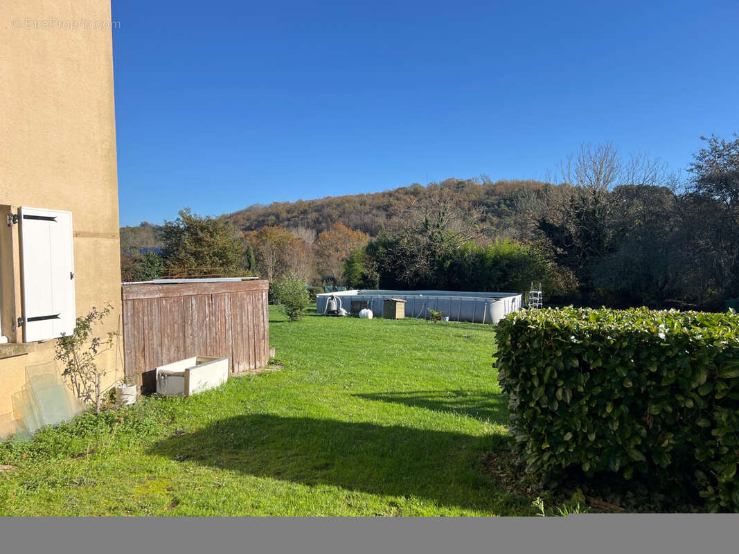 Maison à CHATEAU-L&#039;EVEQUE