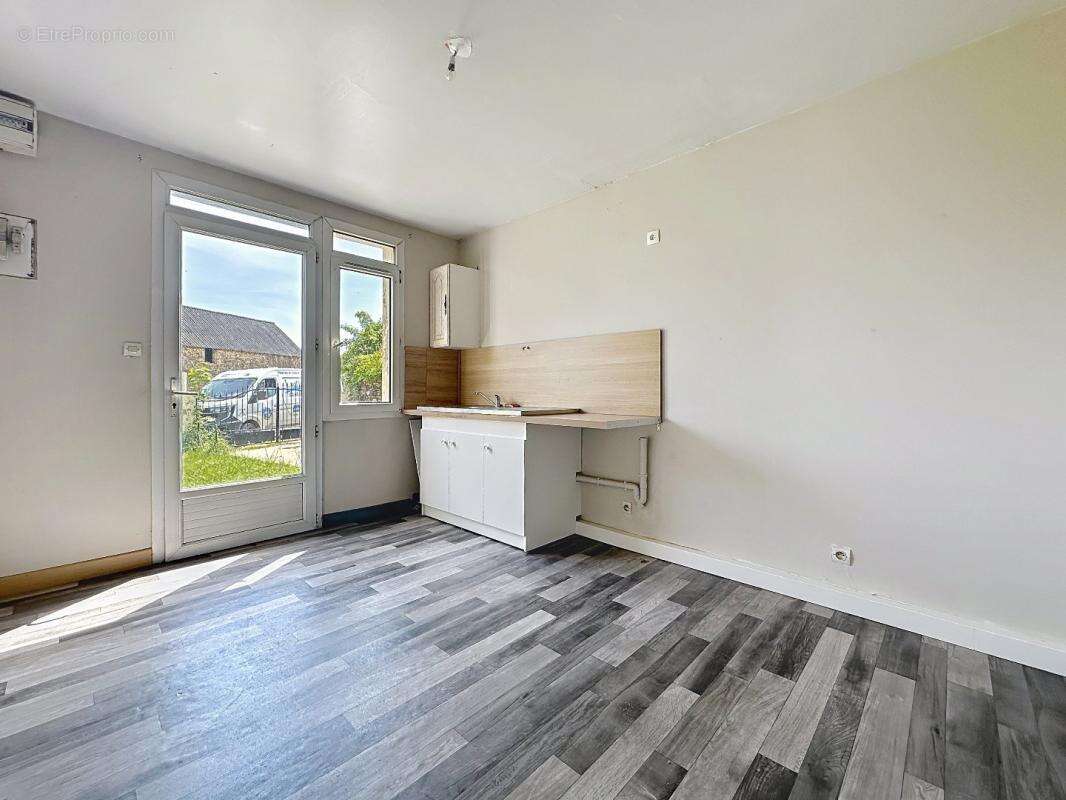 Maison à SAINT-DOLAY