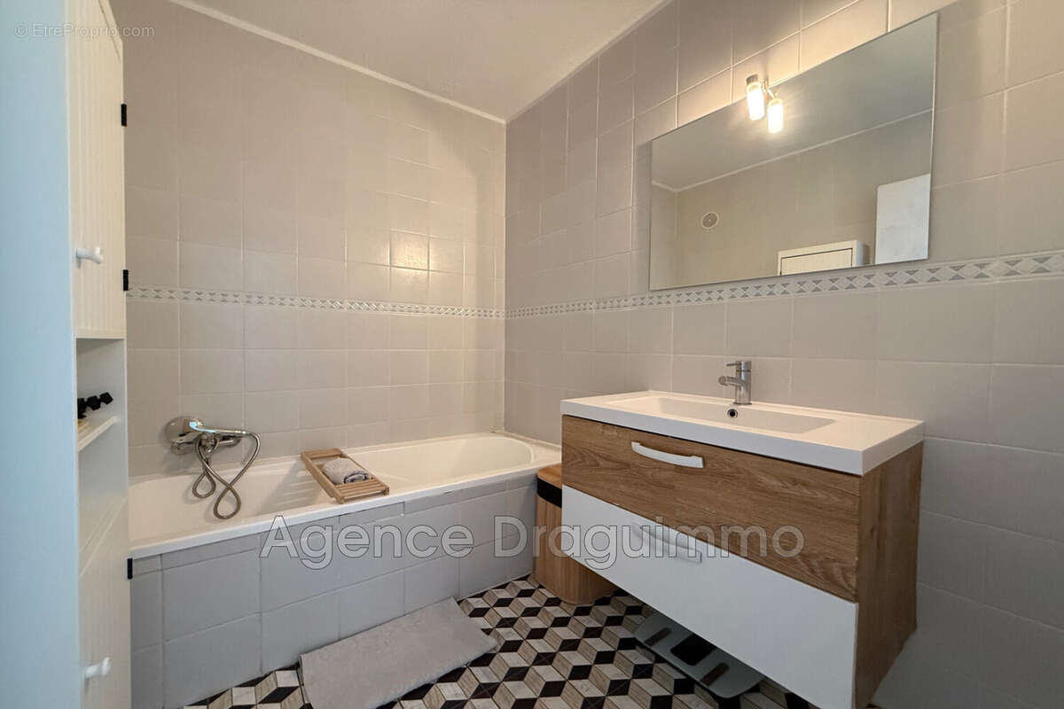 Appartement 90 m² à Draguignan  - photo 8