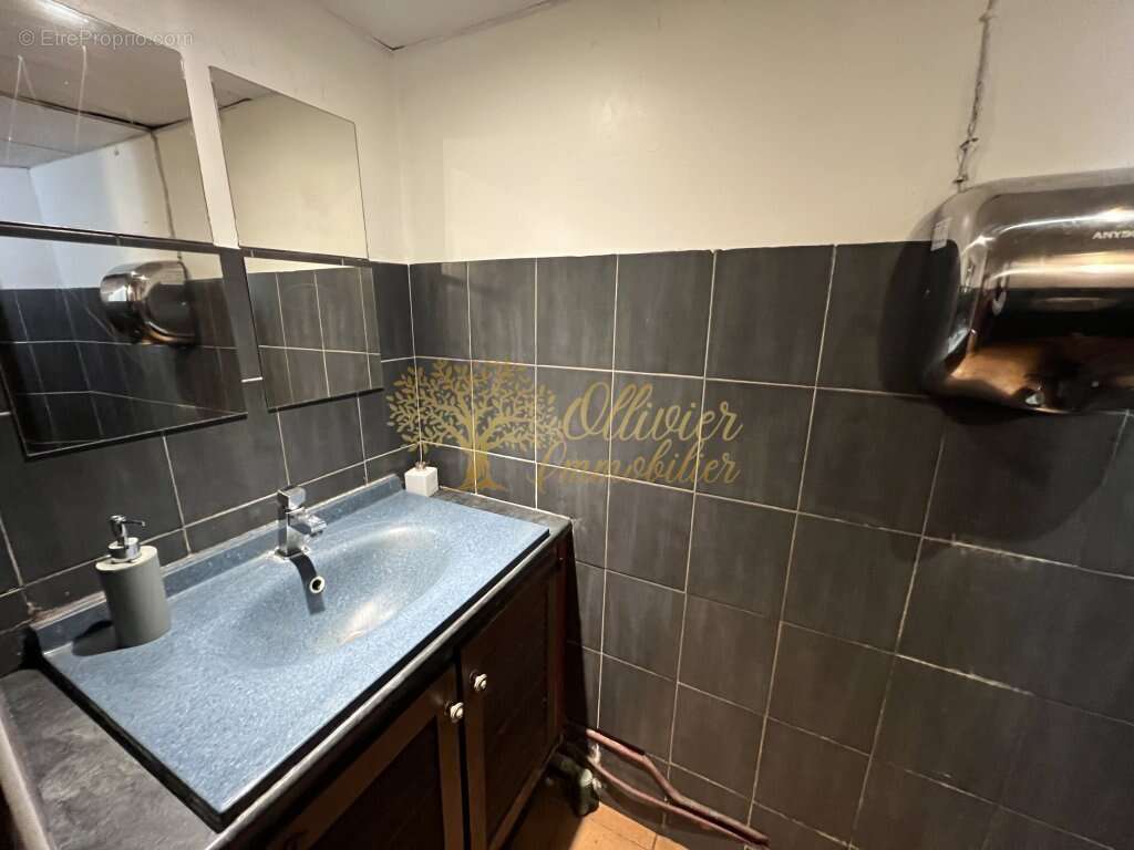 Commerce à SAINT-MAUR-DES-FOSSES