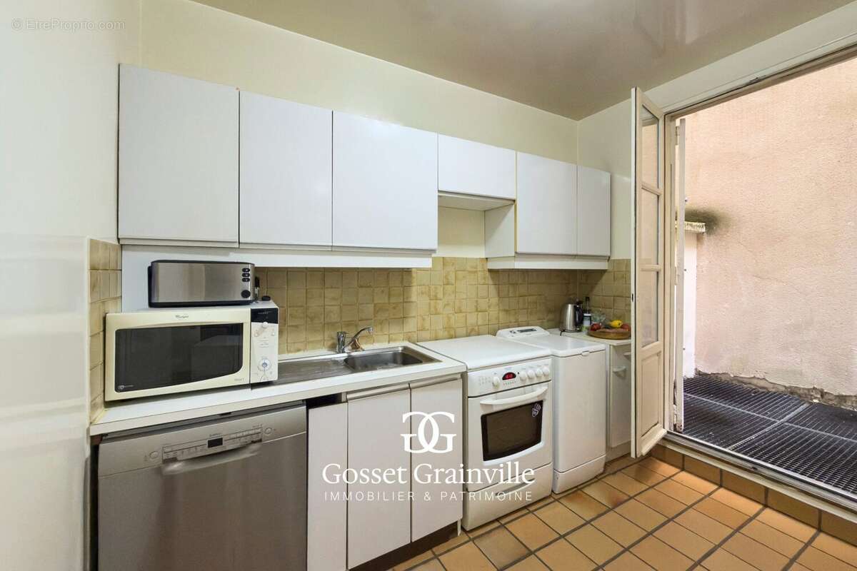 Appartement à PARIS-9E