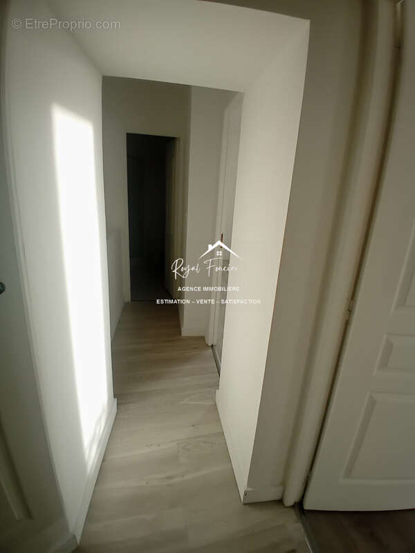 Maison à CHATELLERAULT