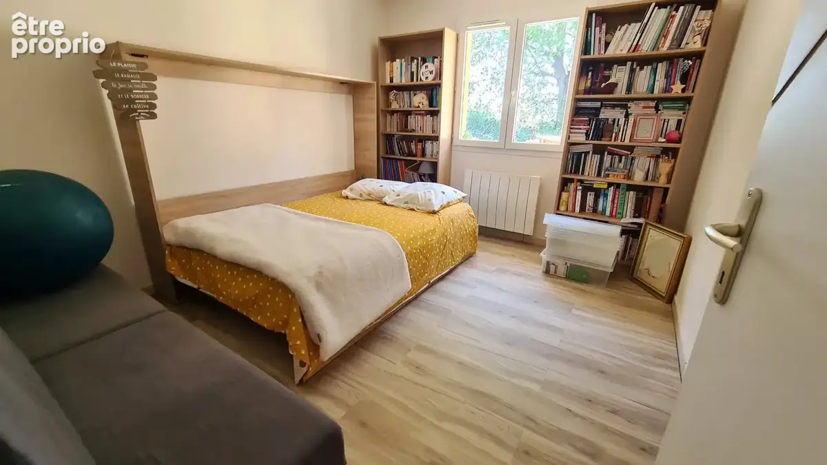 Pavillon plain-pied à vendre à Bellerive-Sur-Allier, secteur Vichy, 4 chambres et bureau. - photo 15