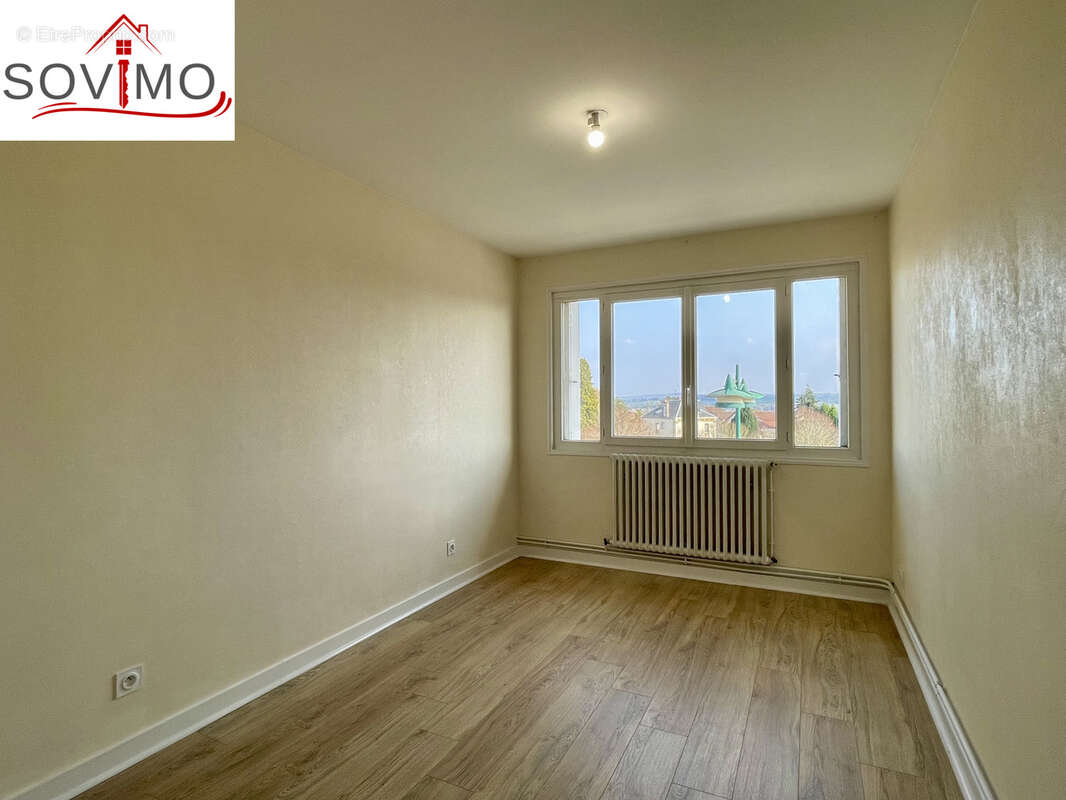 Appartement à SAINT-JUNIEN