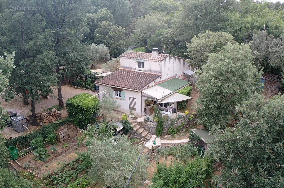 Maison Signes 3 pièces 76 m² - photo 1
