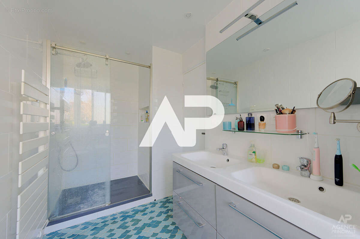 Maison à RUEIL-MALMAISON