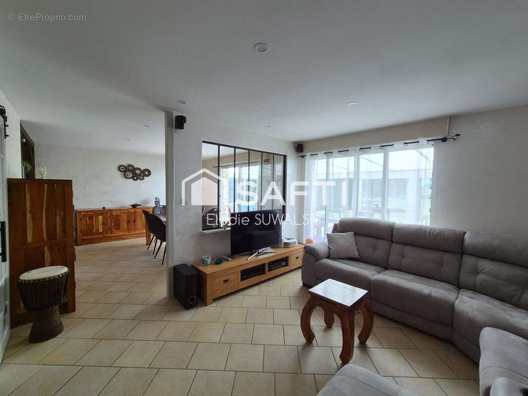 Maison 134 m² à Cambrai  - photo 6