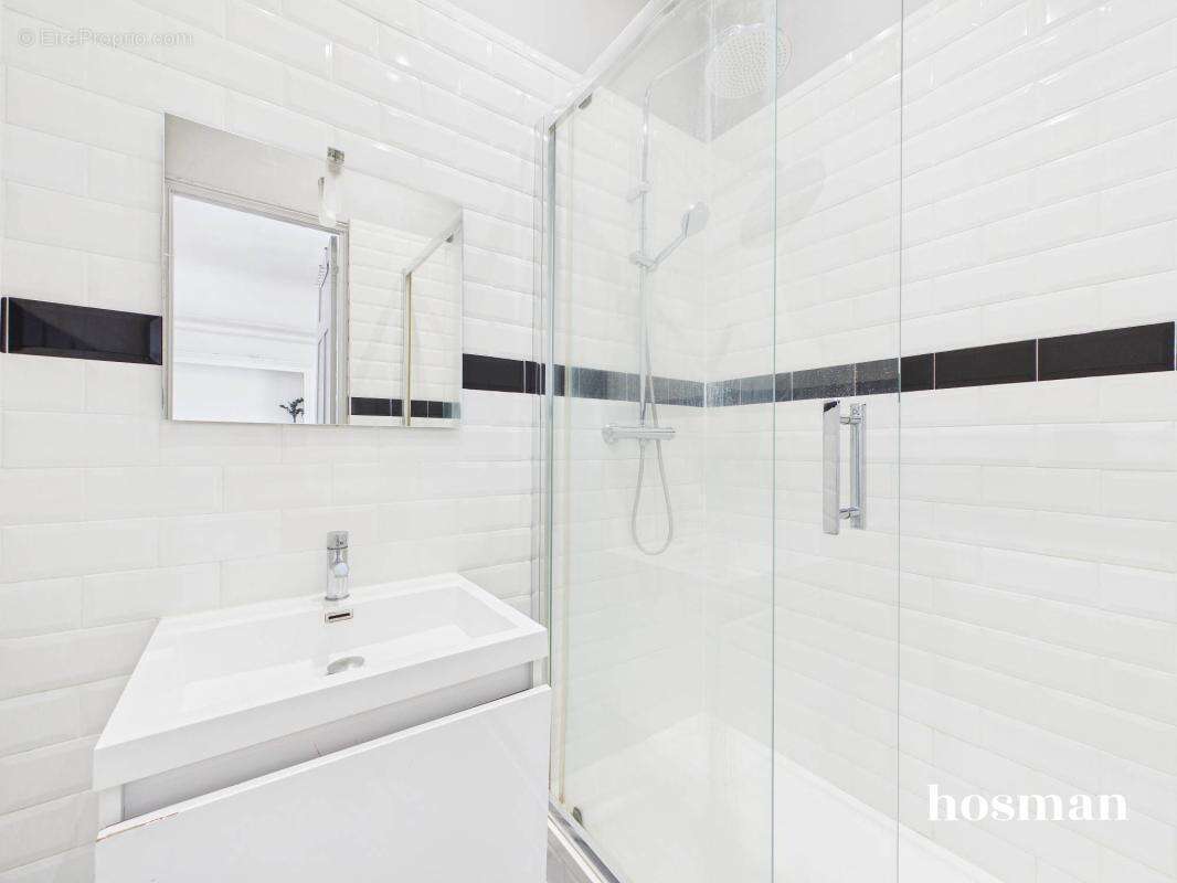 Appartement à PARIS-8E