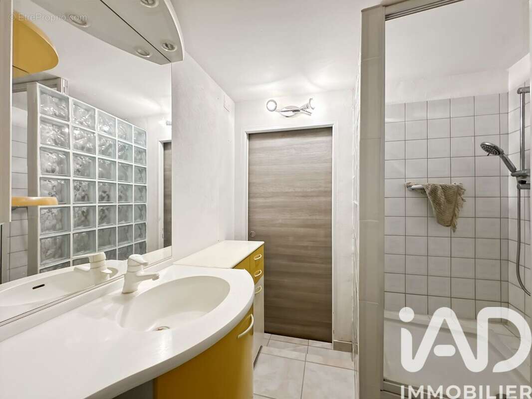 Photo 8 - Appartement à IGNY