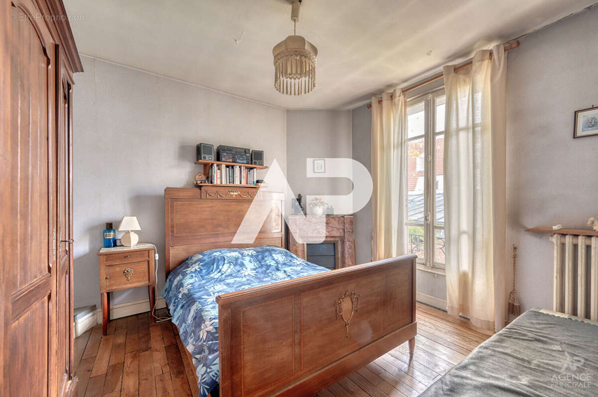 Appartement à RUEIL-MALMAISON