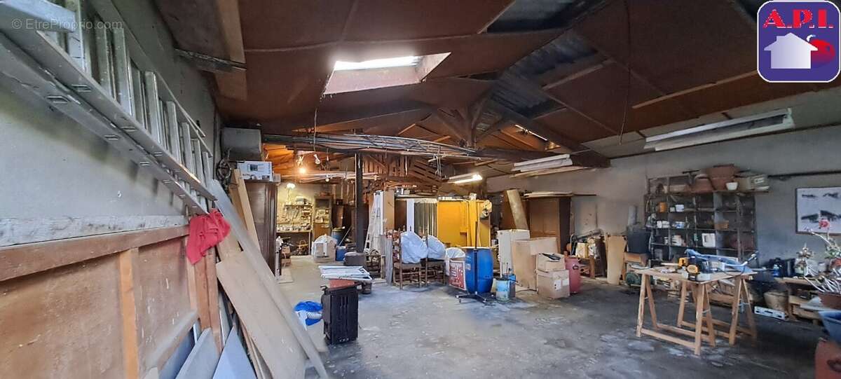 Maison à MONTFERRIER