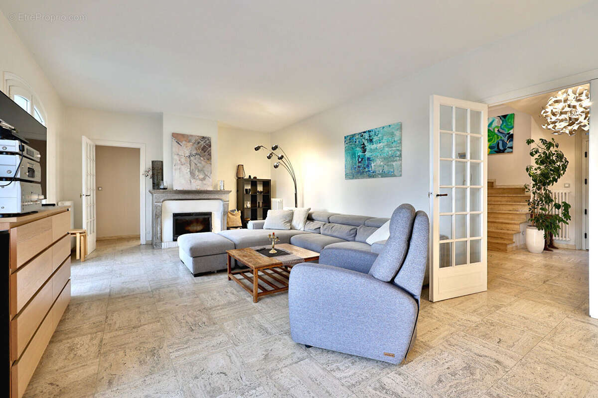 Maison à LA FOUILLOUSE