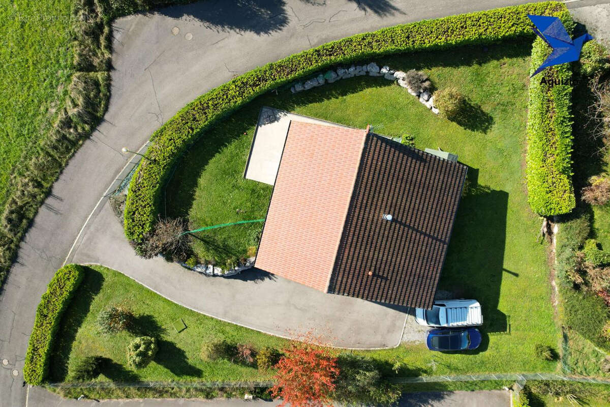Maison à PEILLONNEX