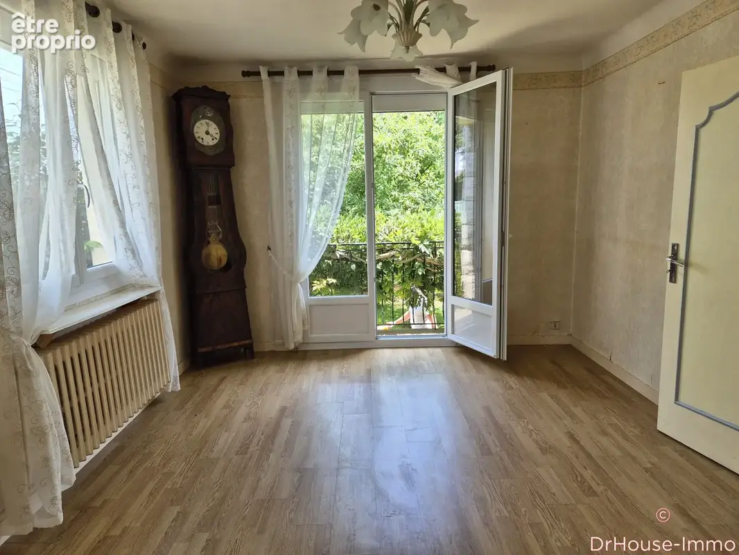 Maison 5 pièces 74 m² à vendre à Gorron (53120) - photo 6
