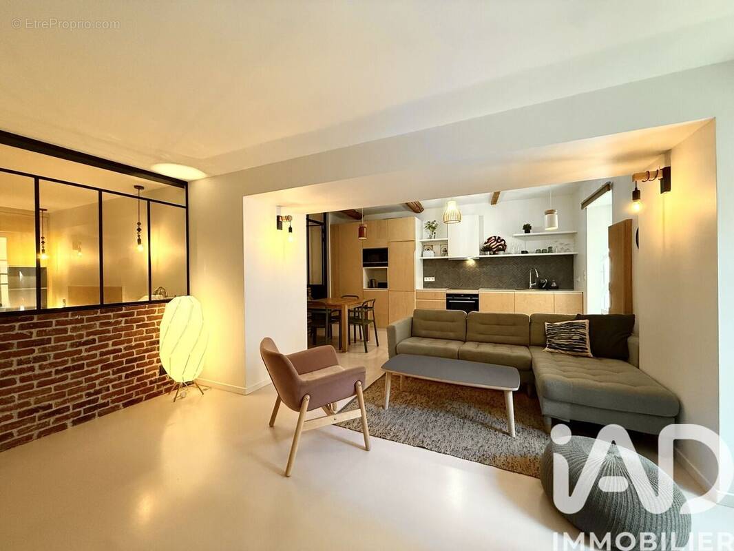 Photo 1 - Appartement à LA VALETTE-DU-VAR