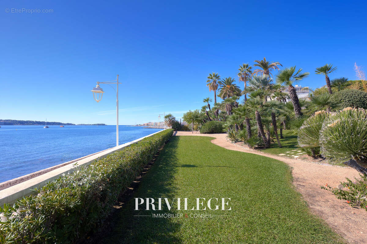 Appartement à CANNES