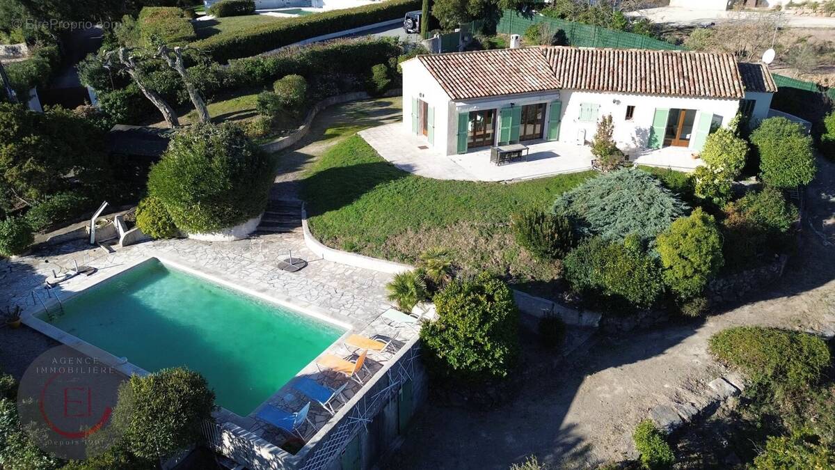 Maison à LES ADRETS-DE-L'ESTEREL