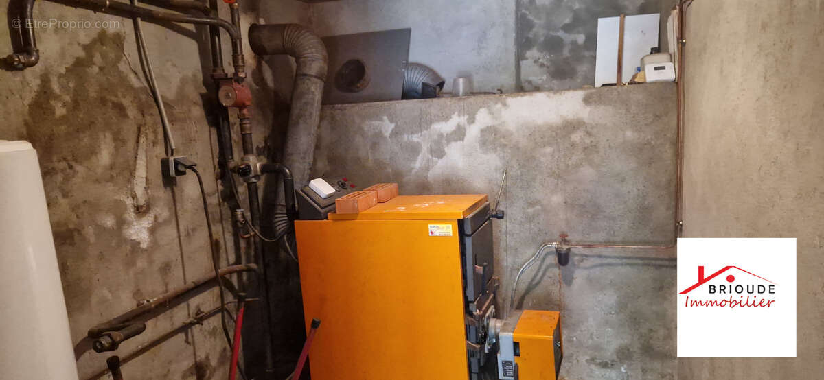 Maison à PAULHAGUET