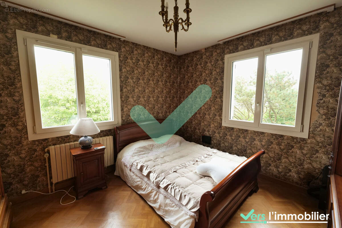 Maison à BRUGNY-VAUDANCOURT