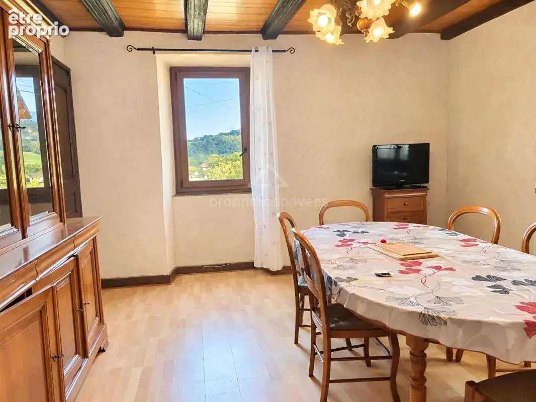 73410-La Biolle-Maison- 8 pièces-180 m2 - photo 7