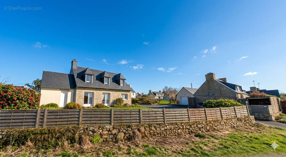 Maison à PLEUBIAN