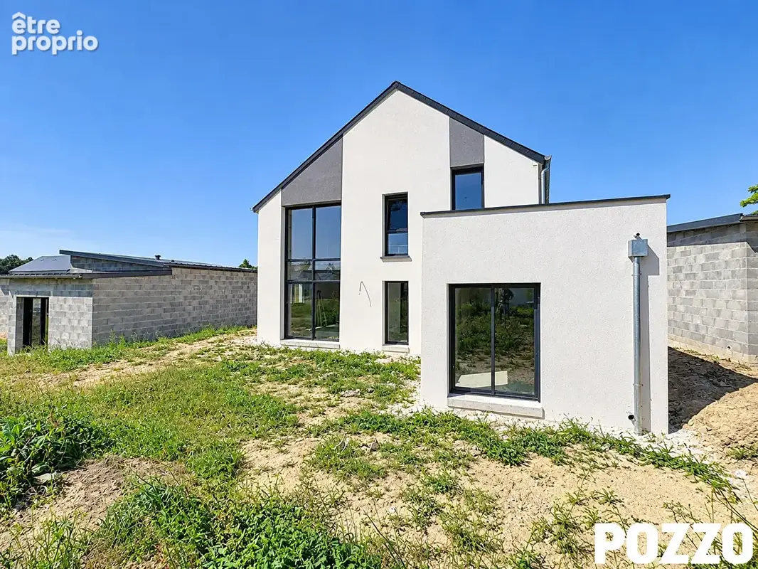 Photo Maison à Brehal au prix de 440 000€