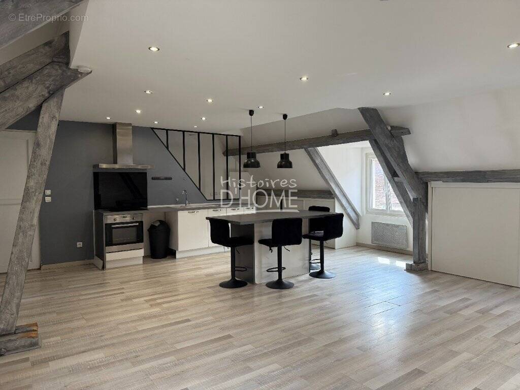 Appartement à ROZAY-EN-BRIE