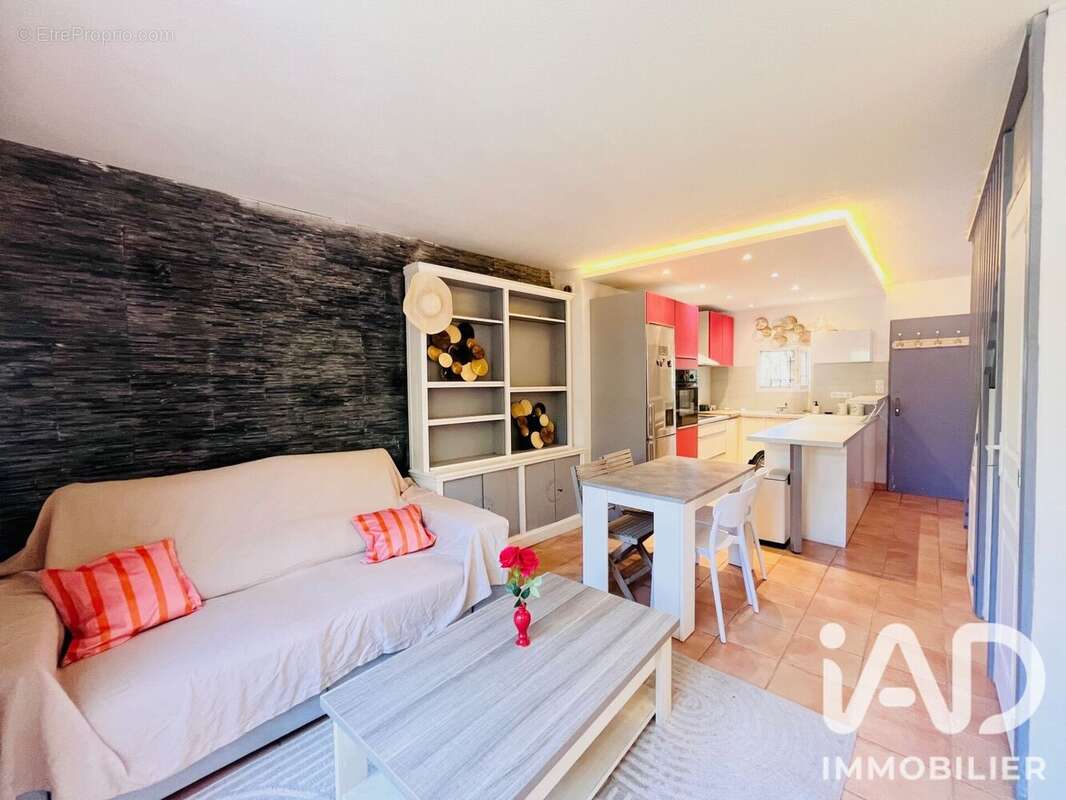 Photo 2 - Appartement à COGOLIN