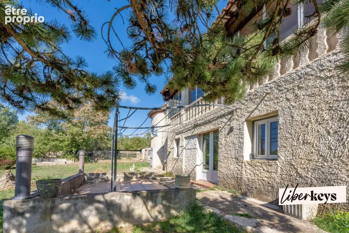 Au calme absolu et dans un parc arboré, propriété 2 habitations et dépendances - photo 24