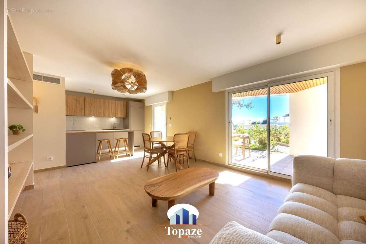 Appartement 60 m² à Saint-Raphael  - photo 7