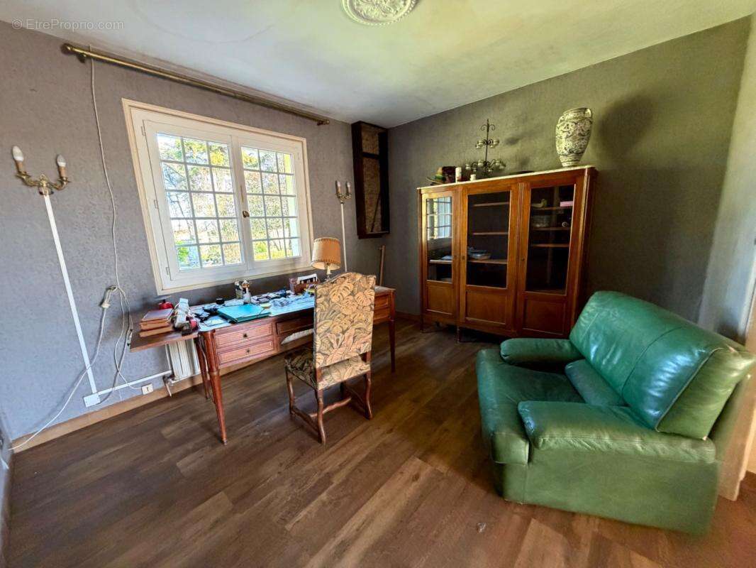  Maison familiale 6 chambres avec vie de plain-pied – Environnement calme – Proche plages du Débarquement – LIESVILLE SUR DOUVE  - photo 6