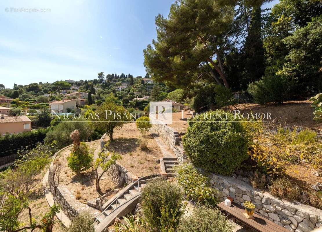 Maison à ROQUEBRUNE-CAP-MARTIN