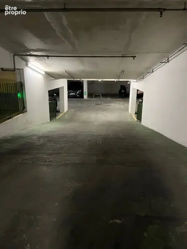 Place de parking à Bastille - photo 2
