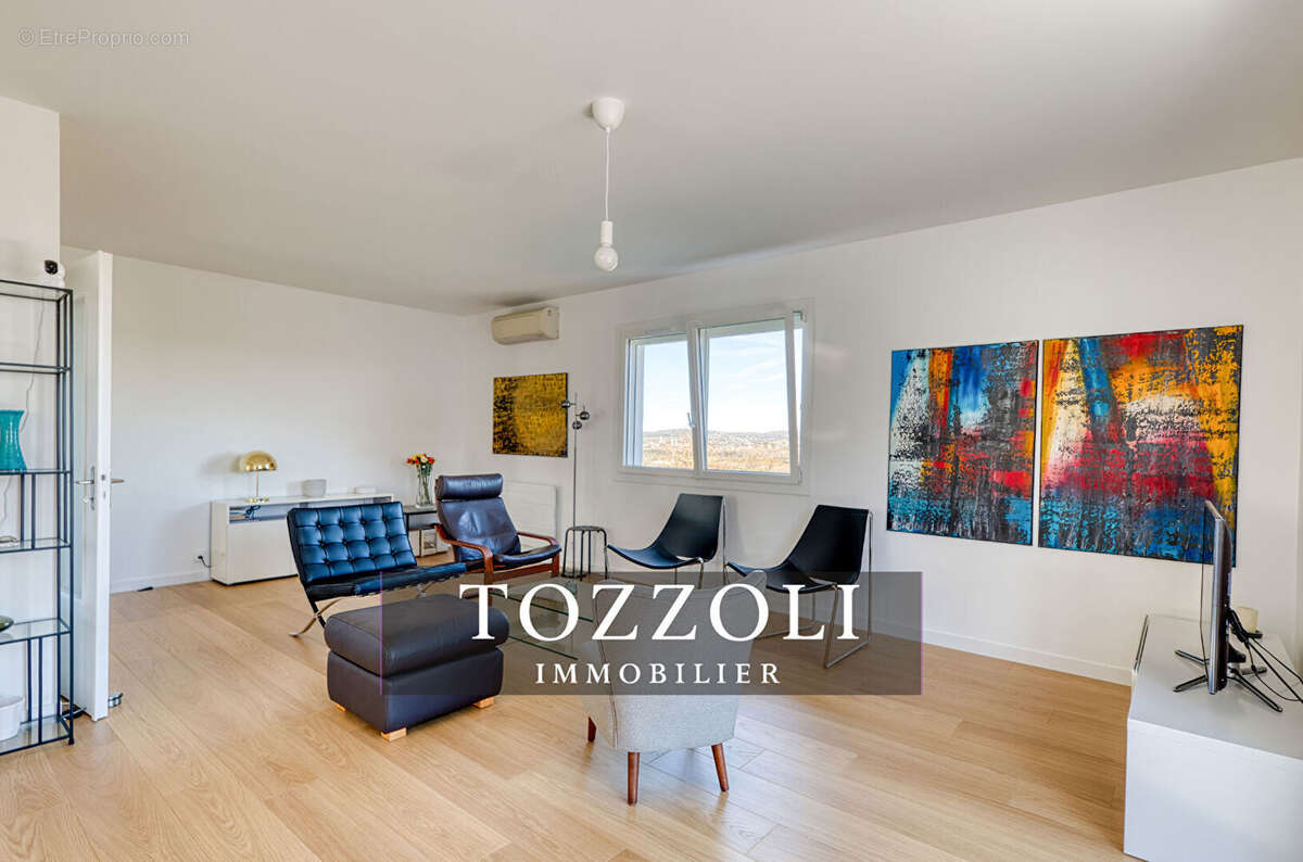 Maison à BOURGOIN-JALLIEU