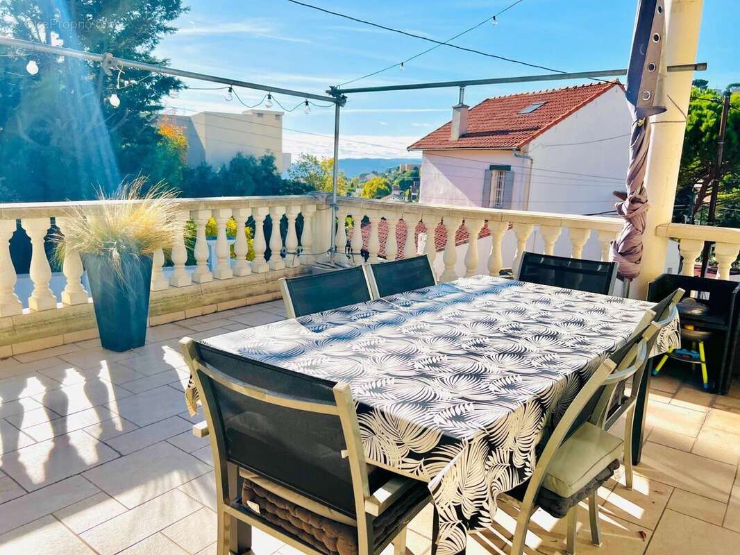 Photo 2 - Maison à MARSEILLE-15E